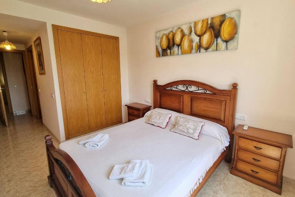 Piso En El Centro Con Vistas Al Mar Y Balcon Apartment Roses Exterior photo